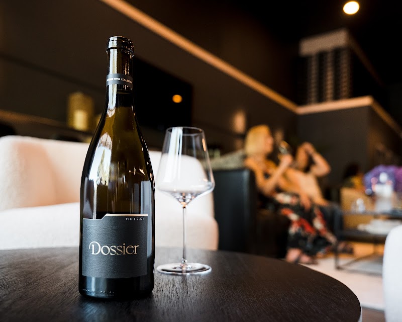 Photo of Dossier Wine Collective Woodinville Tasting Room