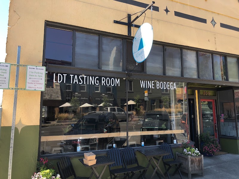 Photo of Le Doubblé Troubblé Wine Co