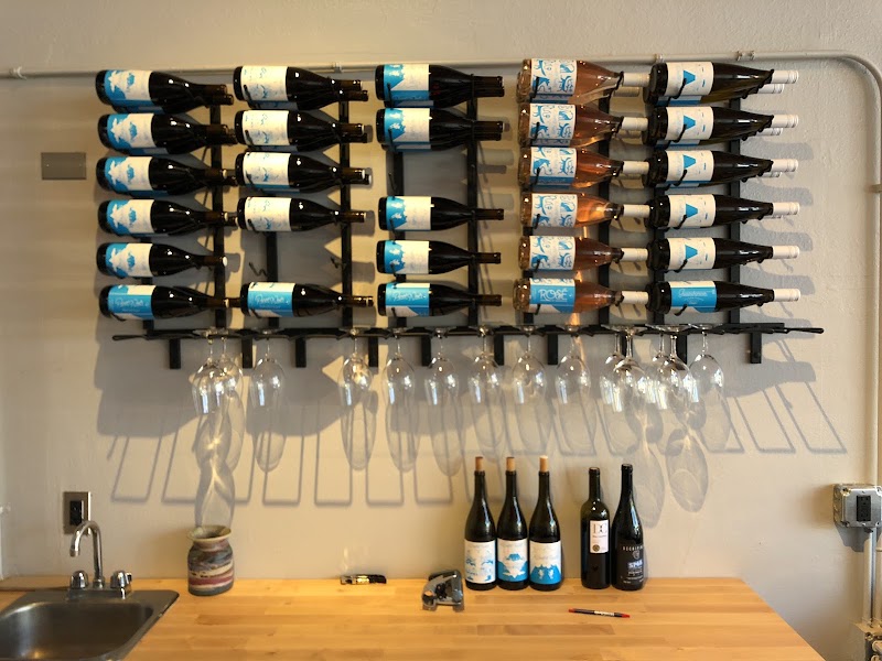 Photo of Le Doubblé Troubblé Wine Co